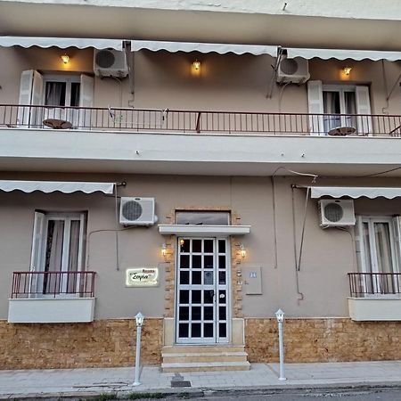 Sofia Rooms Loutra Edipsou  ภายนอก รูปภาพ