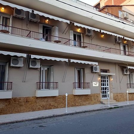 Sofia Rooms Loutra Edipsou  ภายนอก รูปภาพ