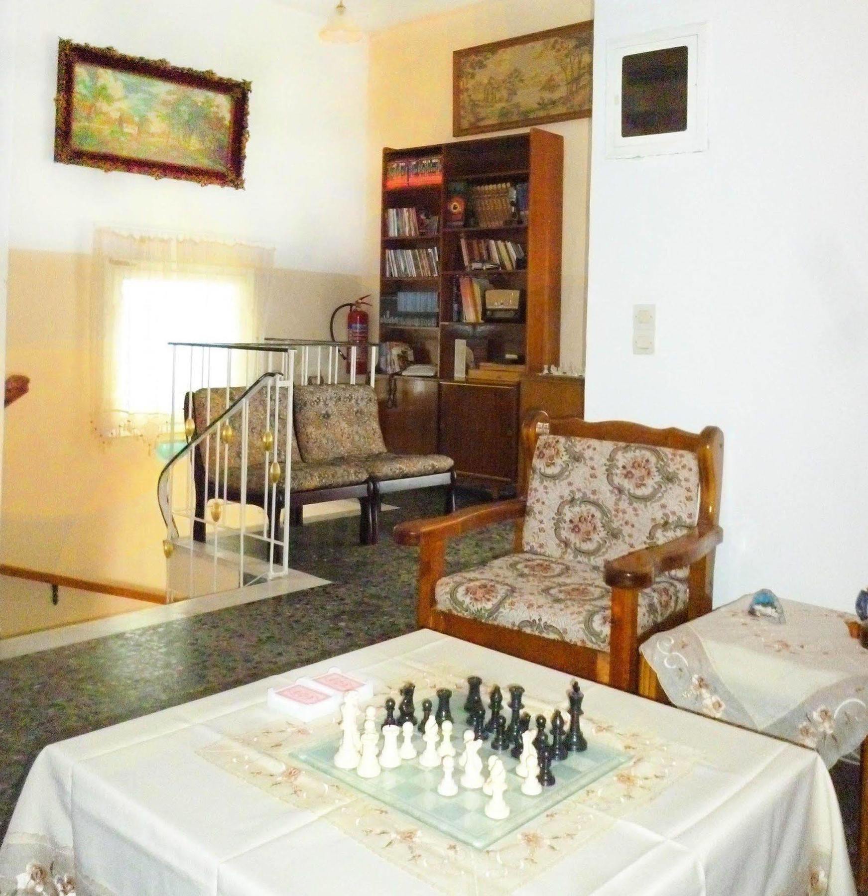 Sofia Rooms Loutra Edipsou  ภายนอก รูปภาพ