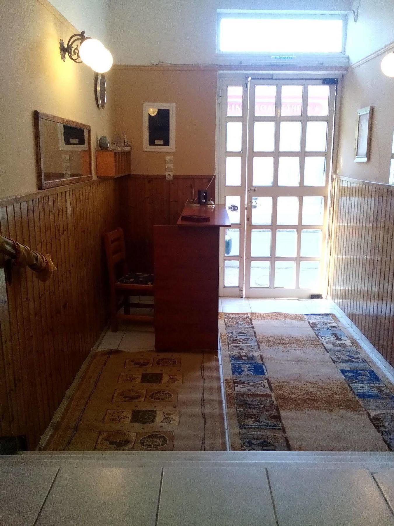Sofia Rooms Loutra Edipsou  ภายนอก รูปภาพ
