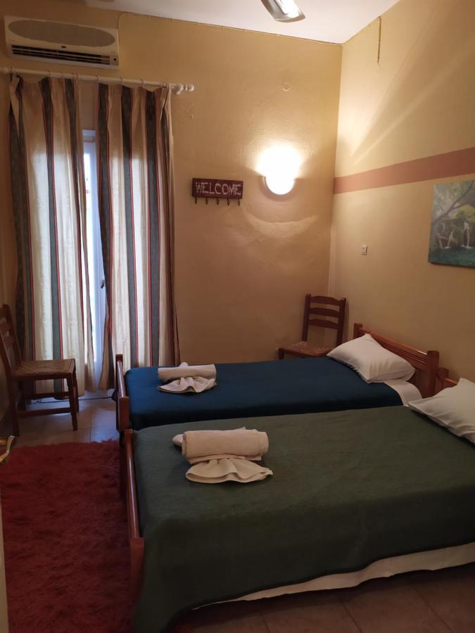 Sofia Rooms Loutra Edipsou  ภายนอก รูปภาพ